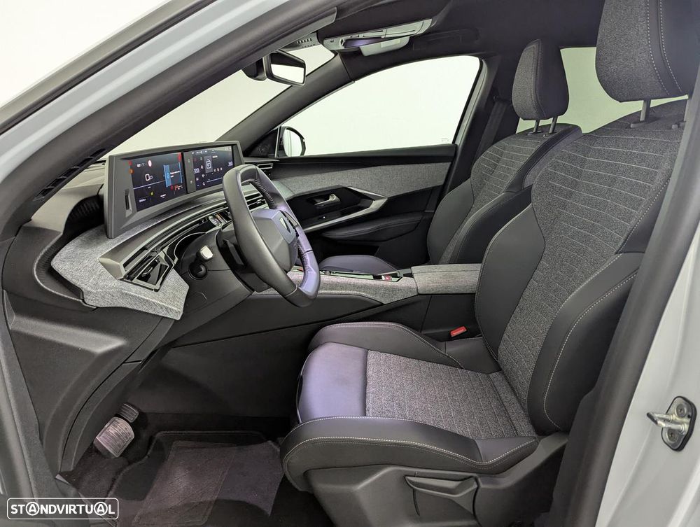 Peugeot 3008 1.2 Hybrid GT e-DCS6 - 18