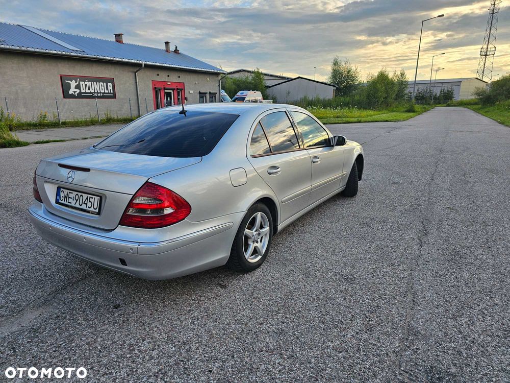 Mercedes-Benz Klasa E - 7