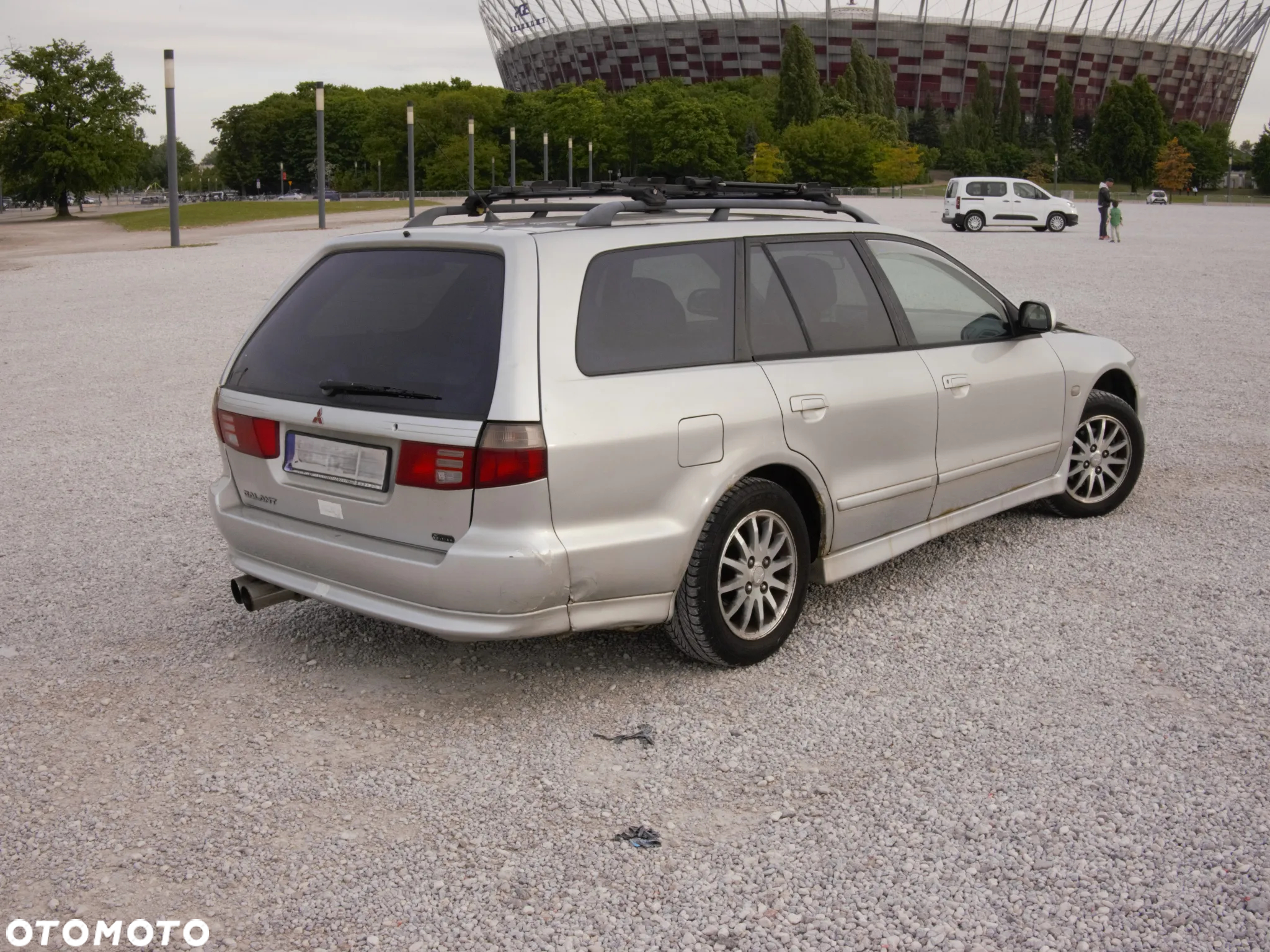 Mitsubishi Galant - 3