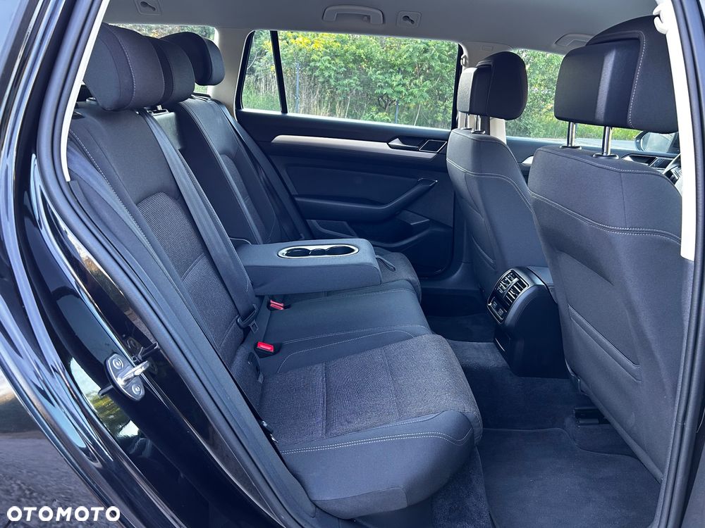 Volkswagen Passat Variant 1.5 TSI OPF DSG Business - 33
