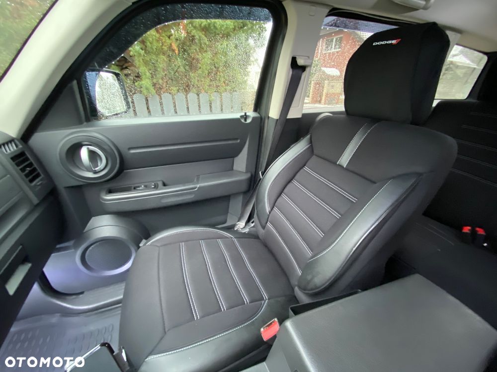 Dodge Nitro 2.8 CRD DPF SE 2WD - 32