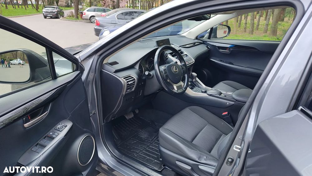 Lexus Seria NX 300h Business Edition - 6