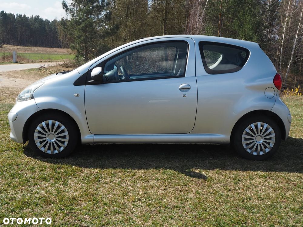 Toyota Aygo Connect - 2