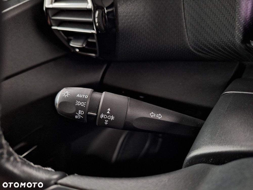 Citroën C4 1.5 BlueHDi Shine S&S - 36