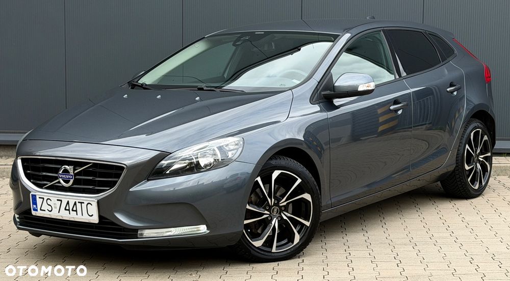 Volvo V40 T3 Momentum - 25