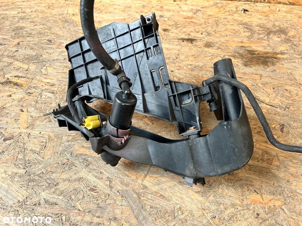 Ślizg mocowanie uchwyt SPRYSKIWACZ Lewy Audi A5 8T 8T0805607L 89392979 - 5