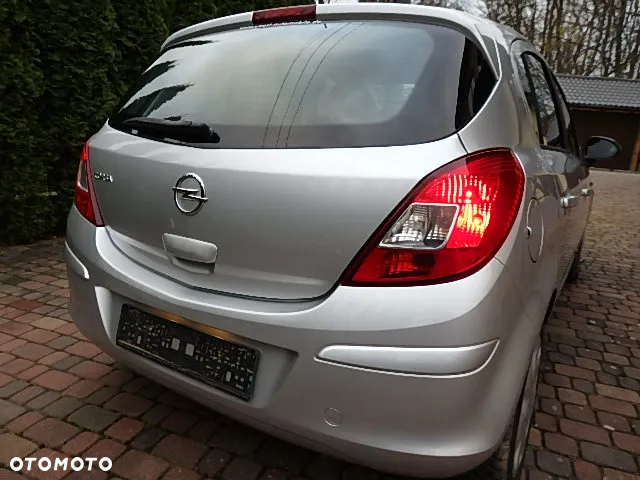 Opel Corsa - 24