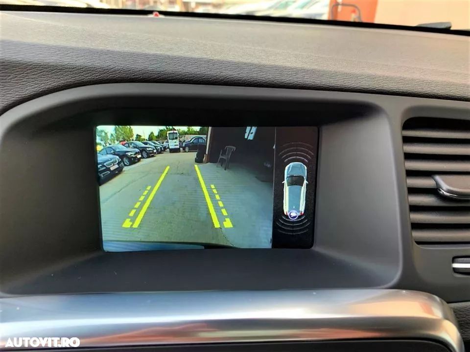 Volvo V60 D4 Geartronic Momentum - 3