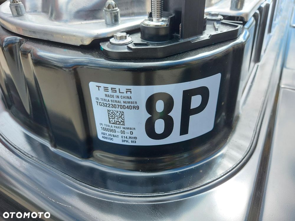 TESLA MODEL Y 2022r, napęd tył bateria akumulator magazyn energii - 5