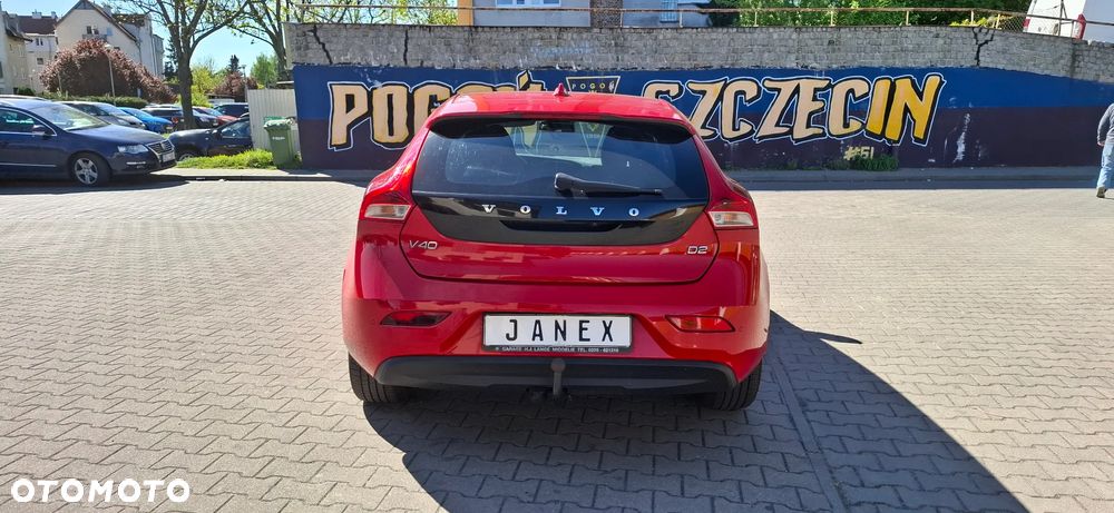 Volvo V40 D2 Summum - 8