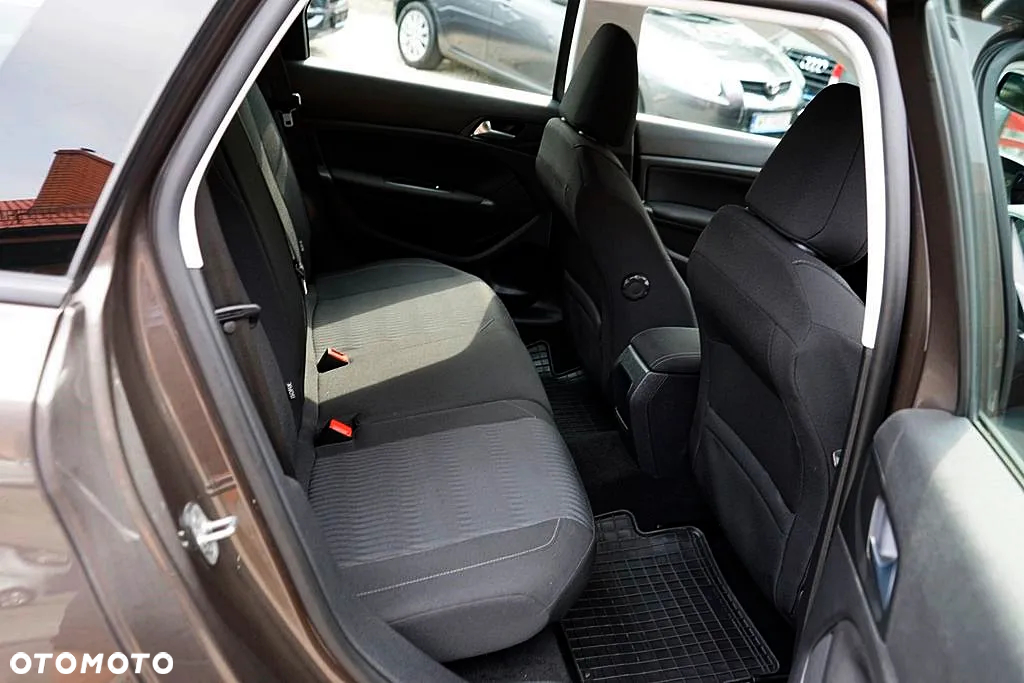 Peugeot 308 - 15