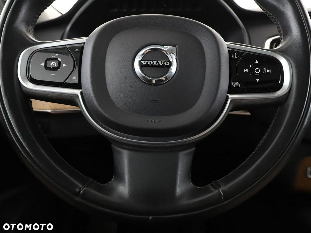 Volvo XC 90 B5 D AWD Inscription - 22
