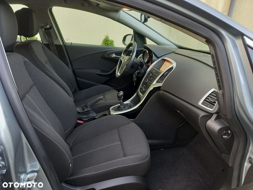 Opel Astra IV 1.6 CDTI Energy - 24