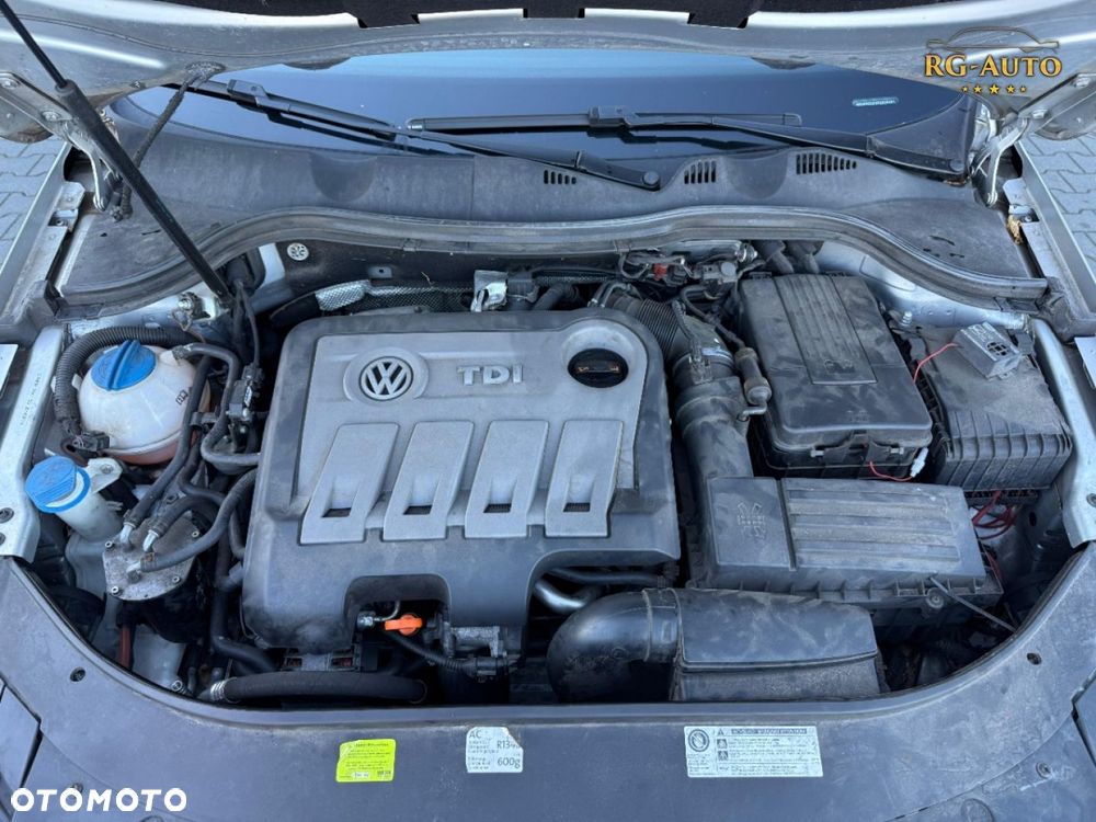 Volkswagen Passat - 38