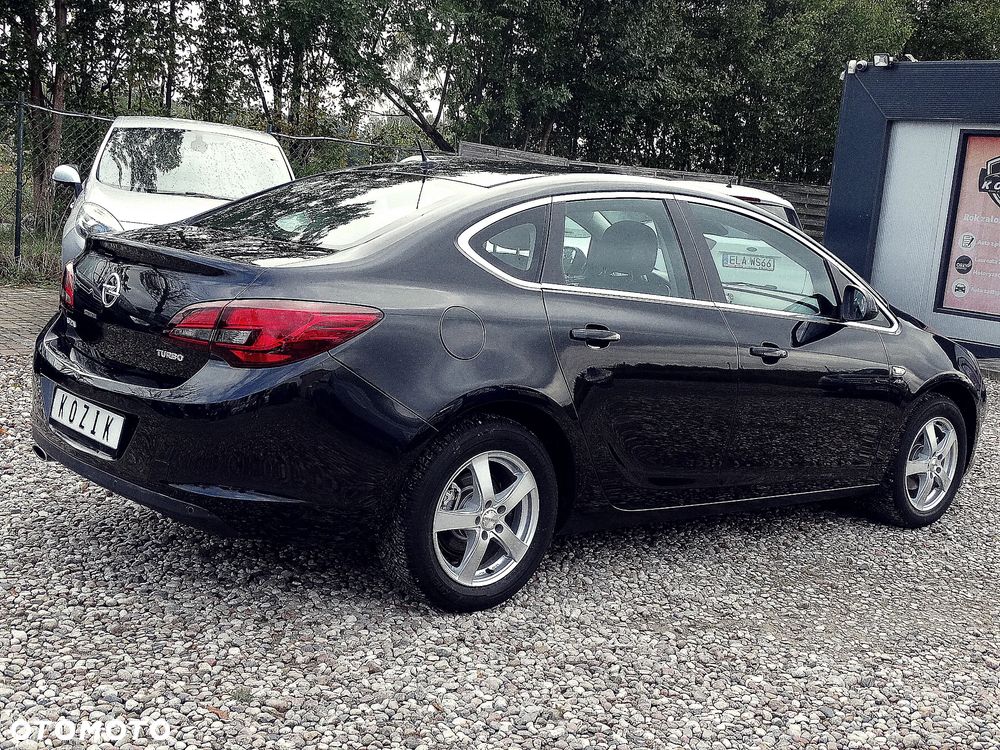 Opel Astra 1.4 Turbo Active - 10