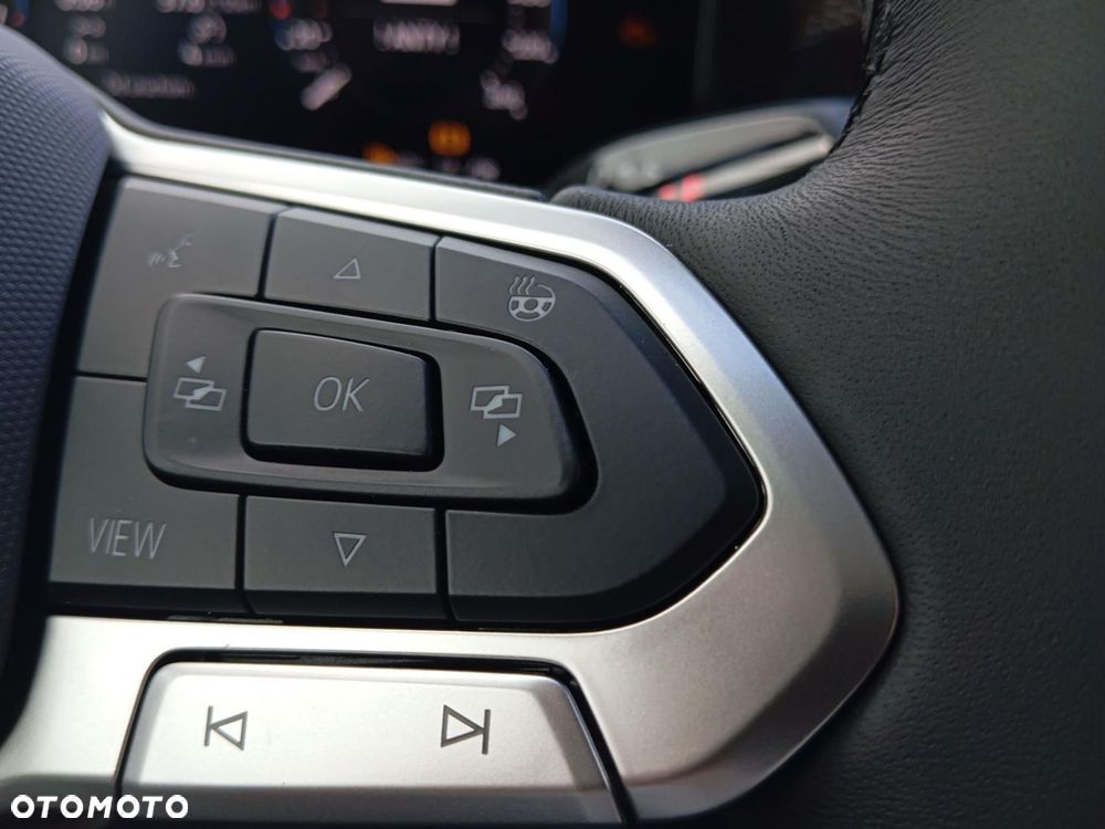 Volkswagen Tiguan - 19