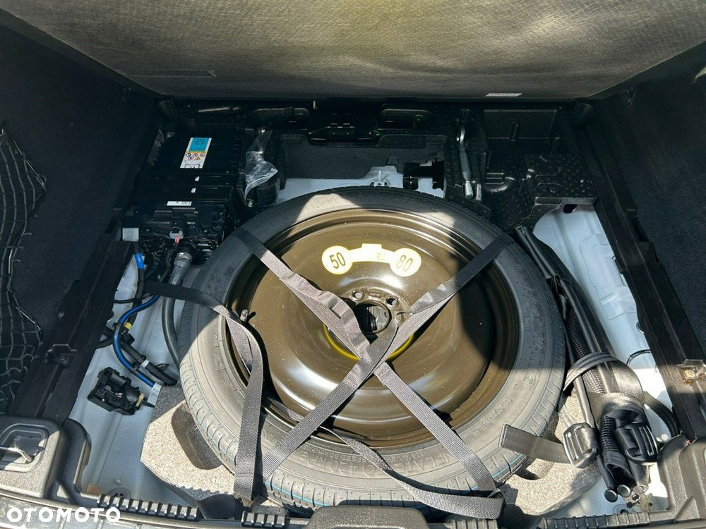 Volvo XC 60 B4 B Plus Dark - 16