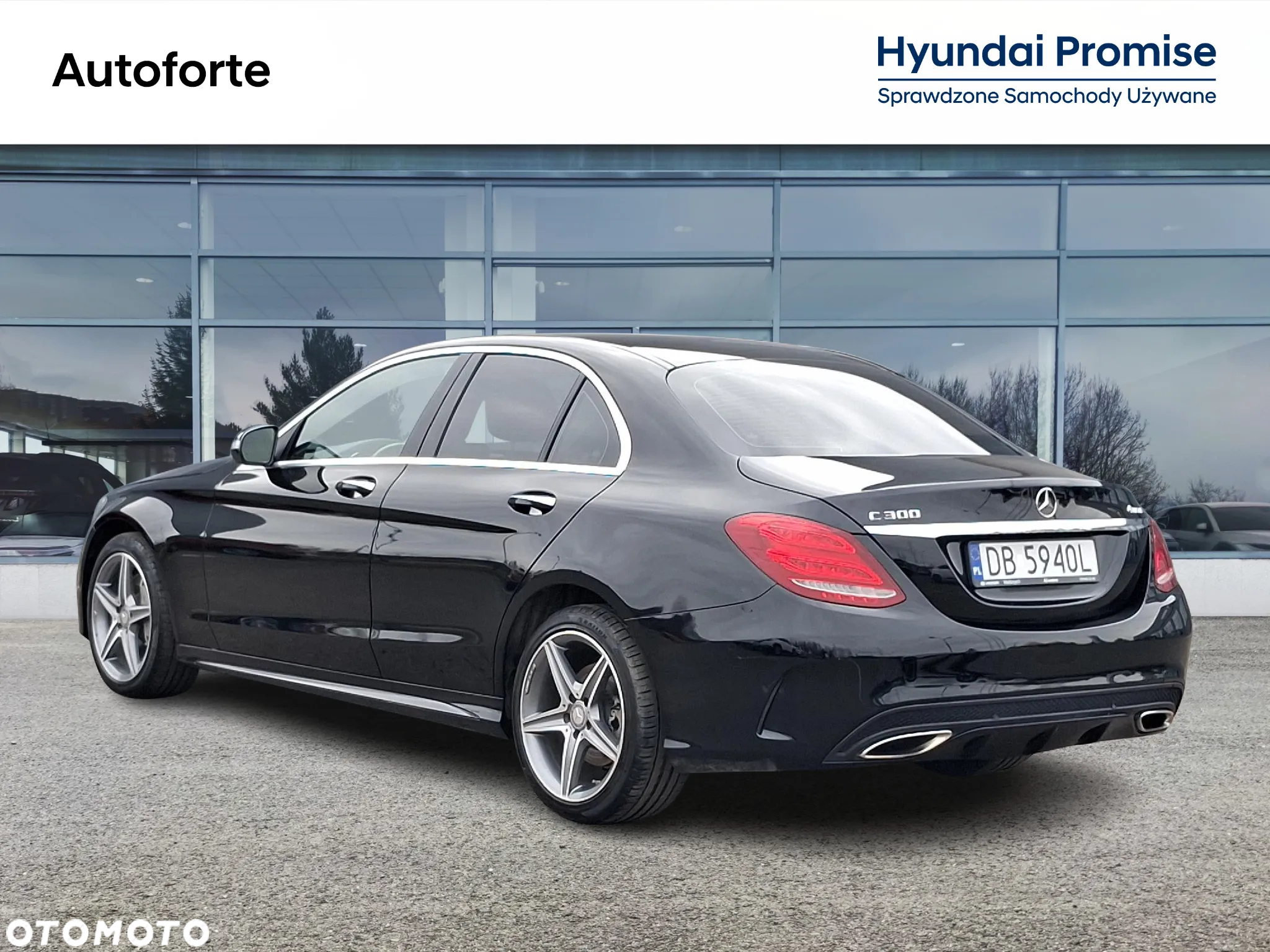 Mercedes-Benz Klasa C 300 7G-TRONIC Exclusive - 3