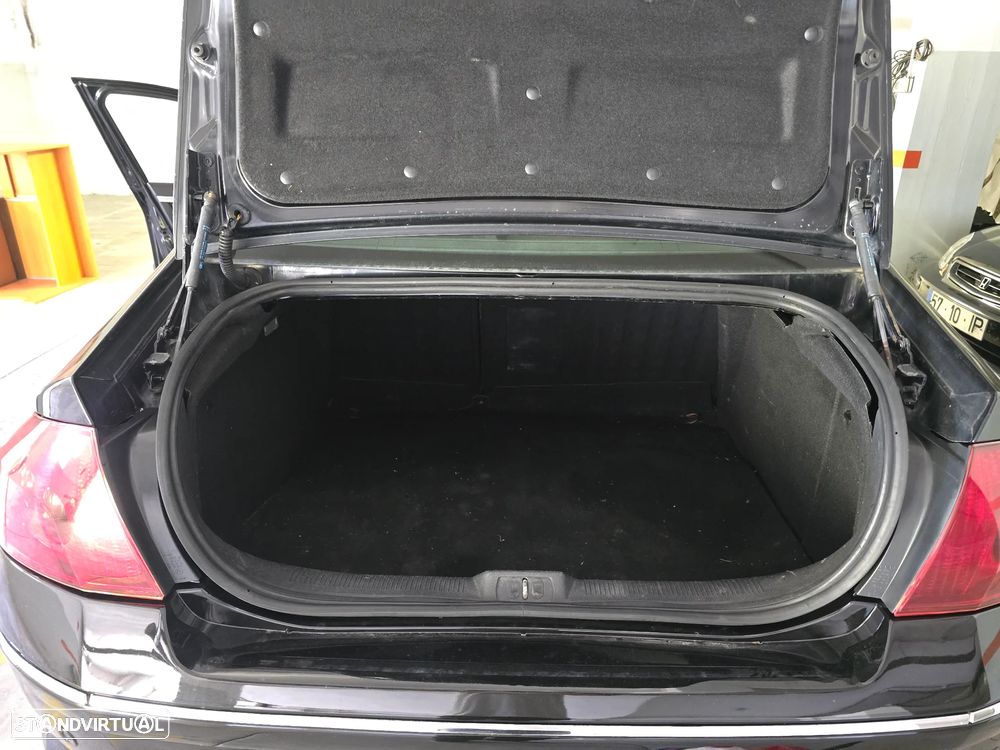 Peugeot 407 1.6 HDi Executive - 19
