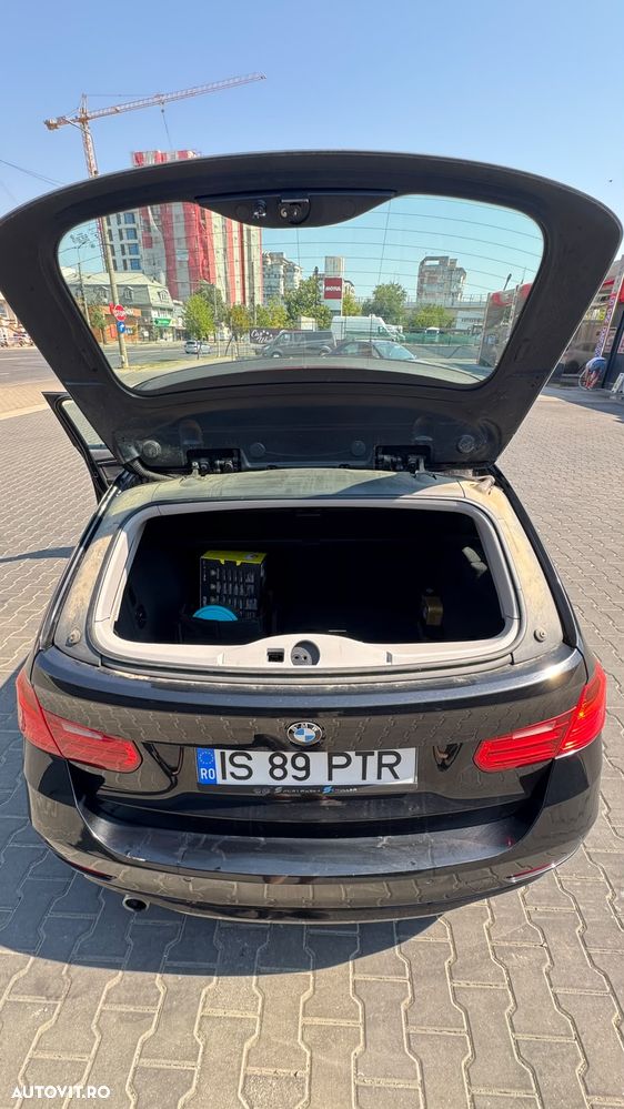 BMW Seria 3 320d - 12