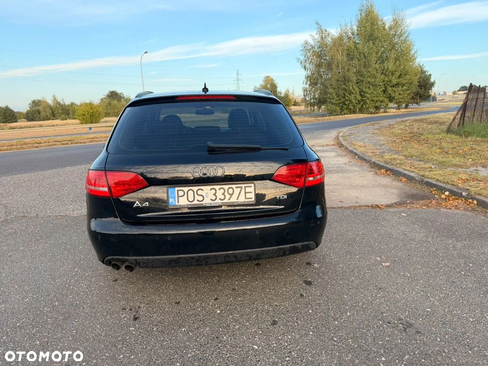 Audi A4 Avant 2010 photo 5