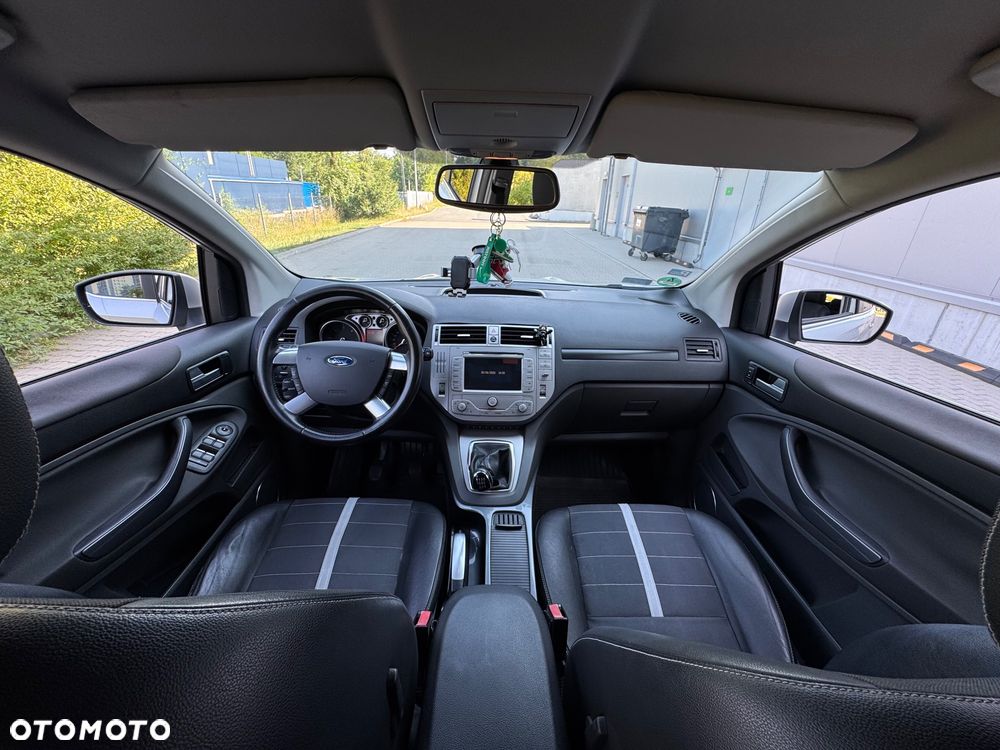 Ford Kuga 2.0 TDCi Titanium - 11