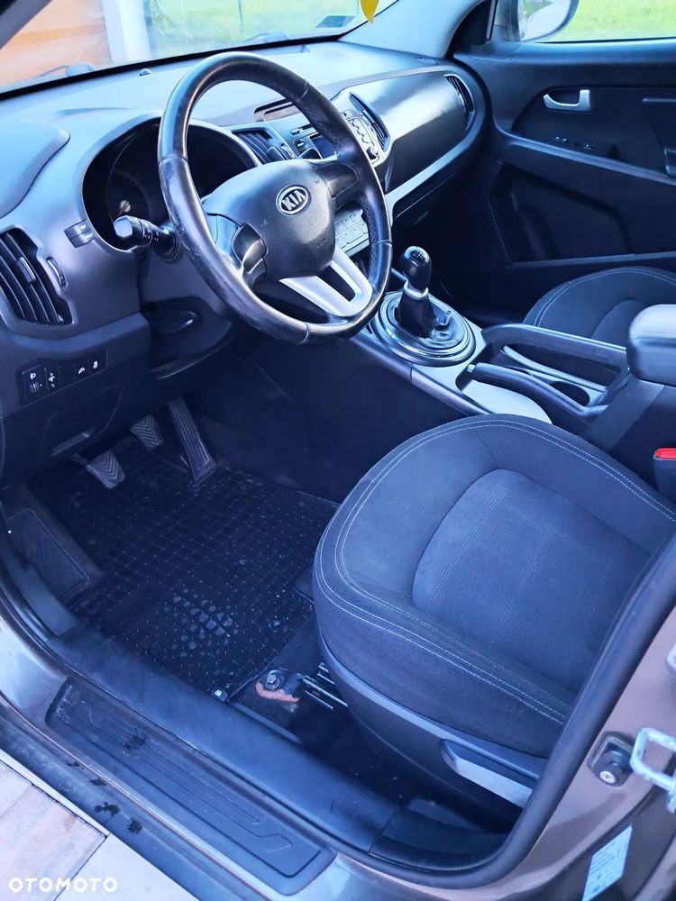 Kia Sportage 1.7 CRDI M 2WD - 8