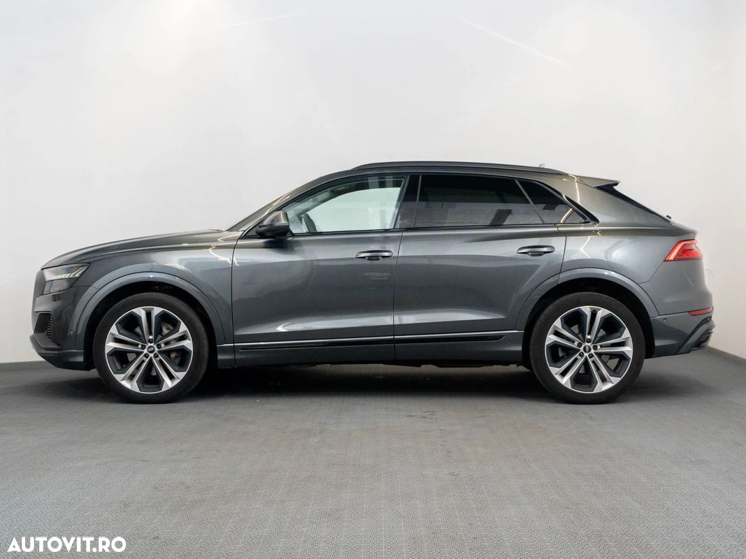 Audi Q8 - 2