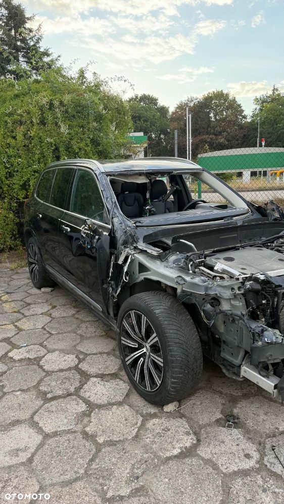 Volvo XC 90 - 2