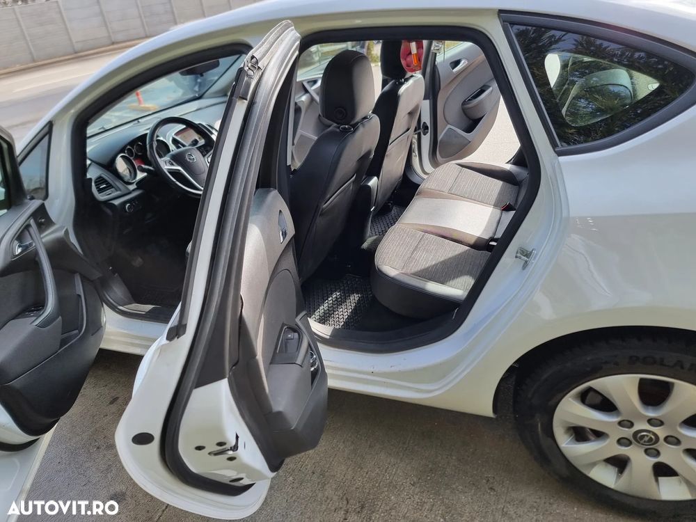 Opel Astra 1.6 CDTI ECOTEC ECOFlex Start/Stop Cosmo - 8
