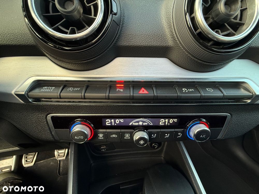 Audi Q2 - 25