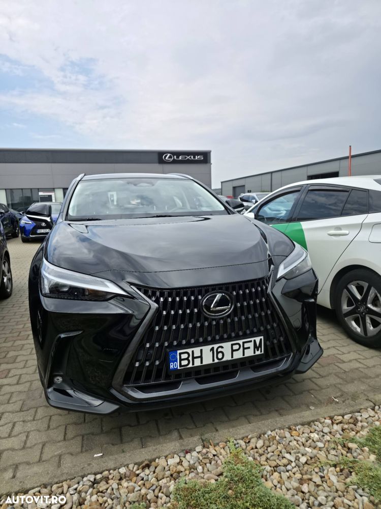 Lexus Seria NX - 3