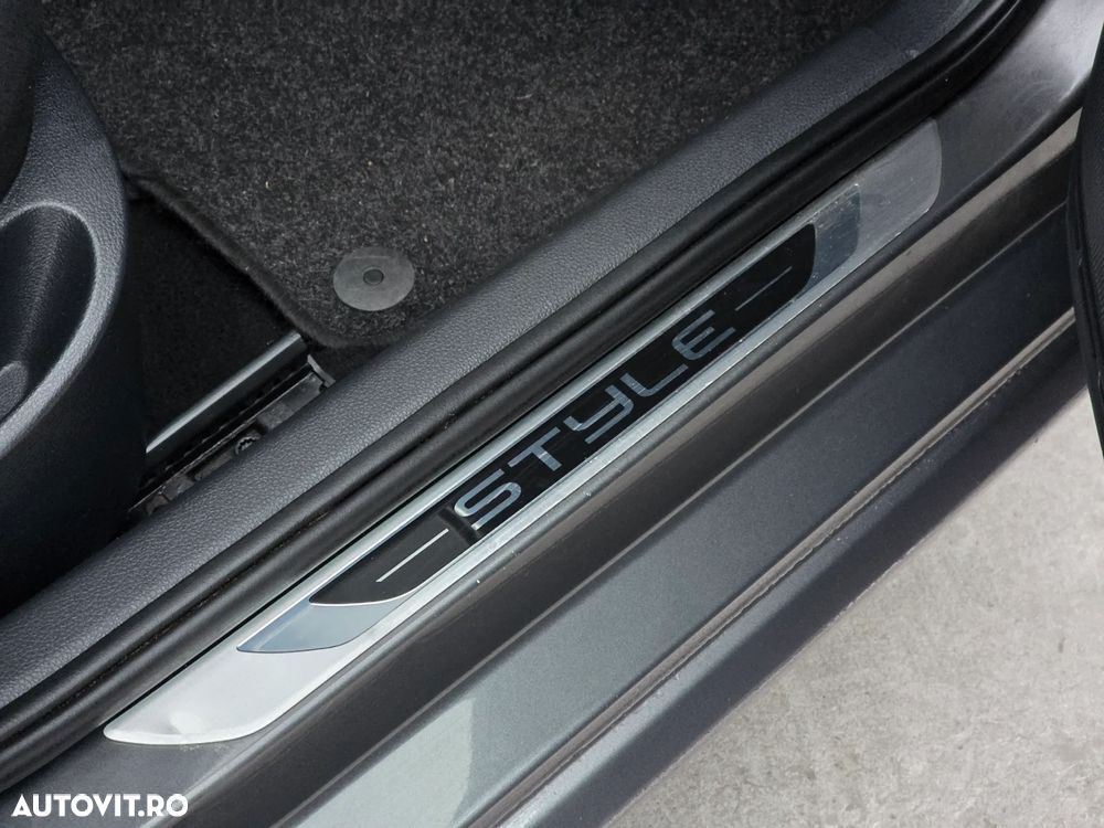 Volkswagen Polo - 22