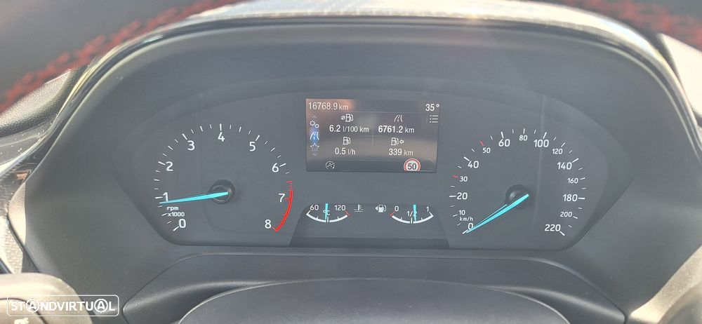 Ford Fiesta 1.0 EcoBoost ST-Line - 10