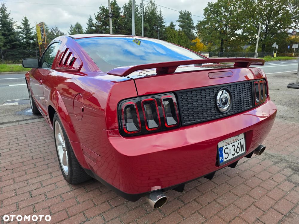 Ford Mustang 4.6 V8 GT - 6