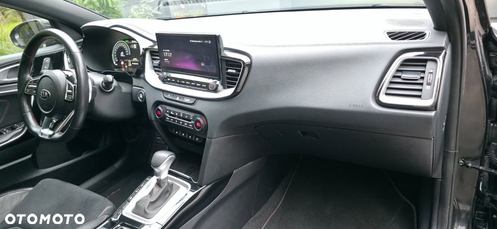 Kia ProCeed 1.6 T-GDI DCT7 OPF GT - 19