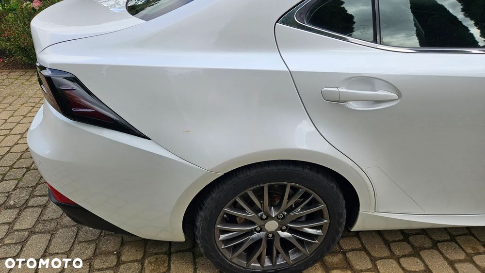 Lexus IS 200t Elegance - 27