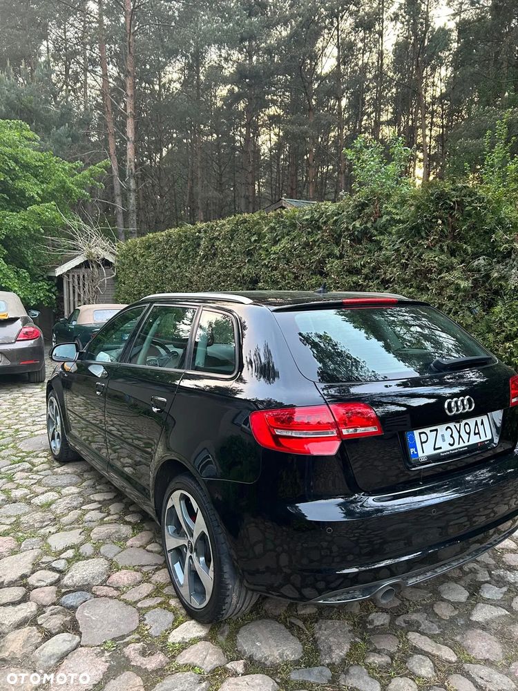 Audi A3 1.6 TDI S tronic S line Sportpaket - 6