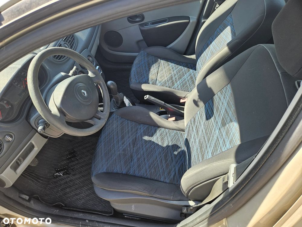 Renault Clio 1.4 16V Authentique - 7
