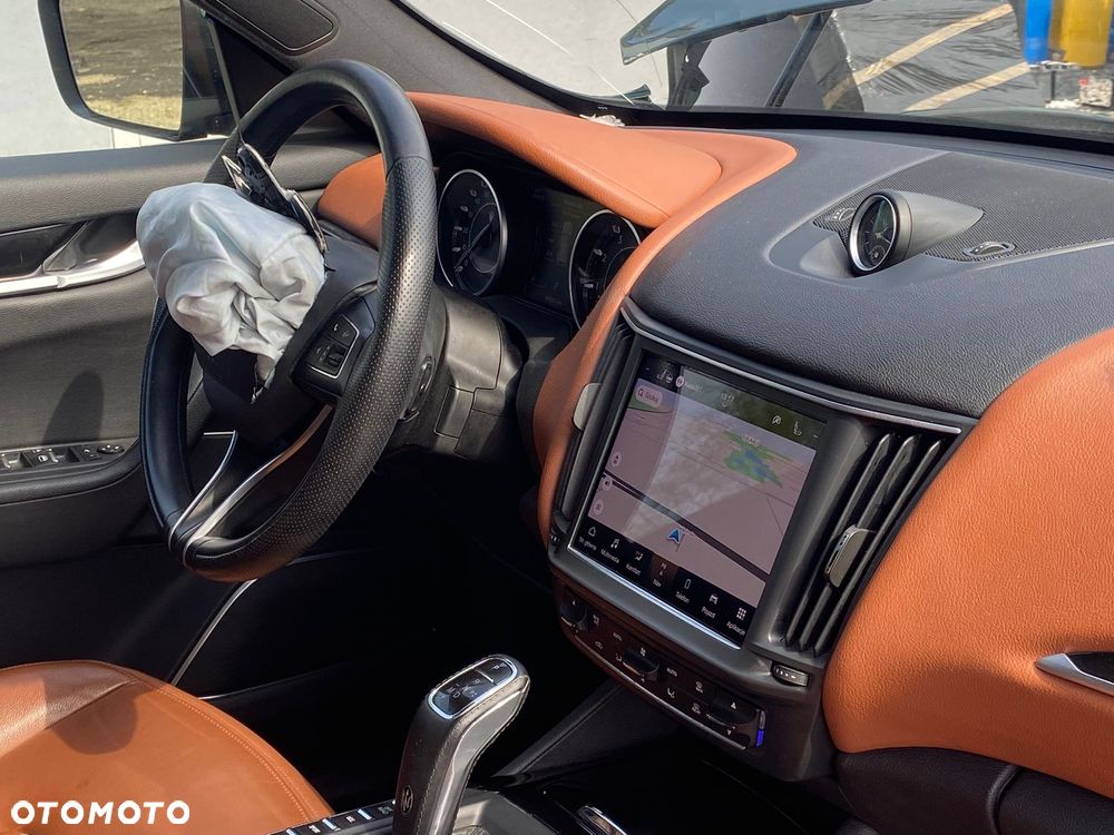 Maserati Levante S Q4 - 14