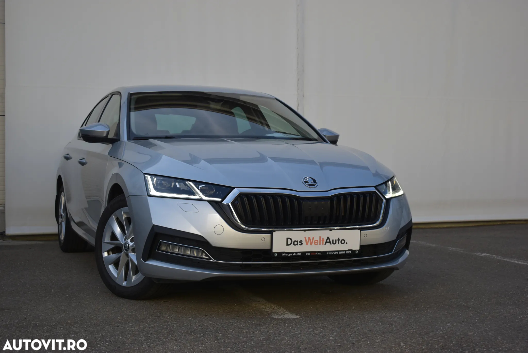 Skoda Octavia 2.0 TDI DSG Style - 6