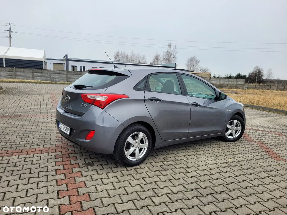 Hyundai i30 1.4 Classic - 12