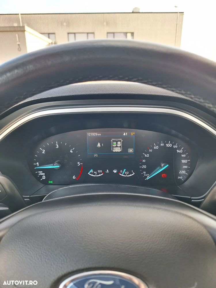 Ford Focus 1.5 EcoBlue Connected - 8
