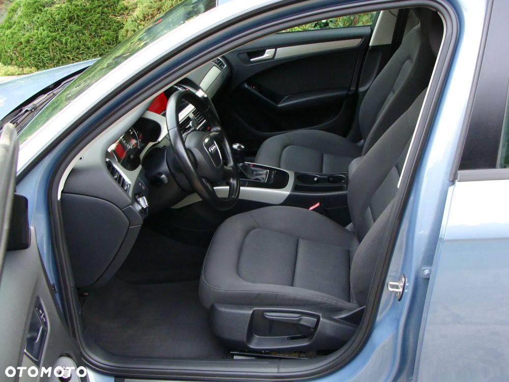 Audi A4 Limousine - 24