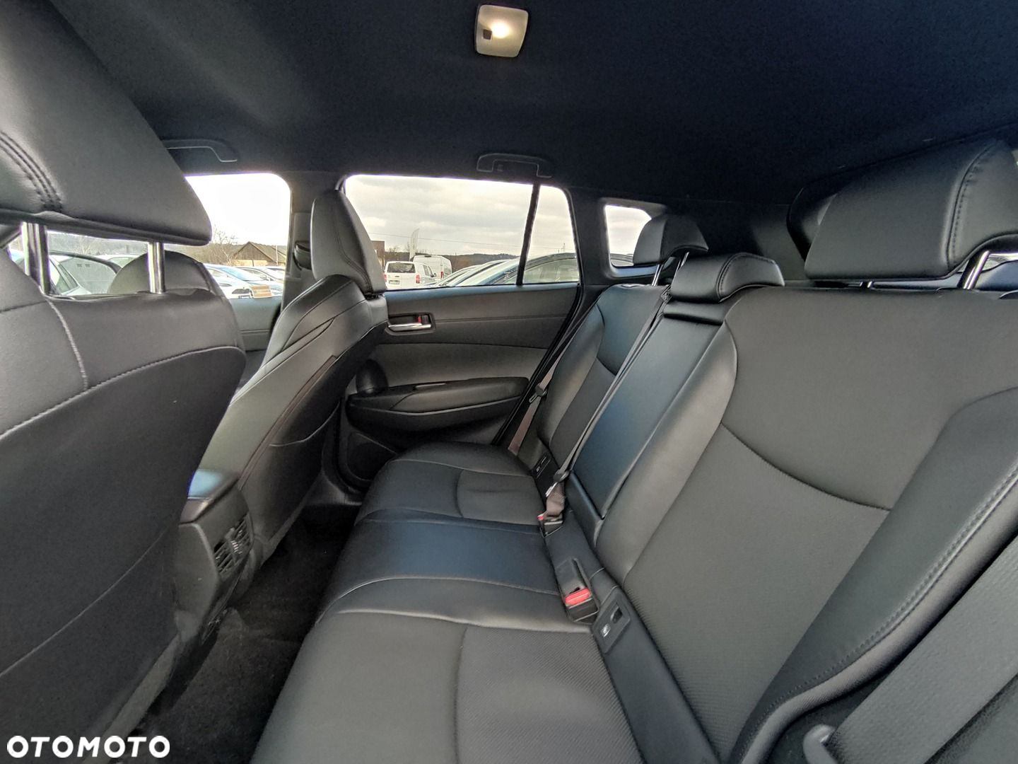 Toyota Corolla Cross - 14