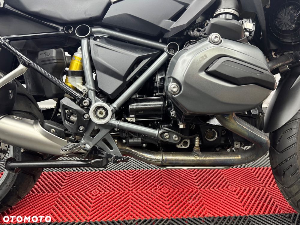 BMW R - 35