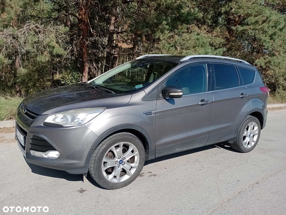Ford Kuga - 1