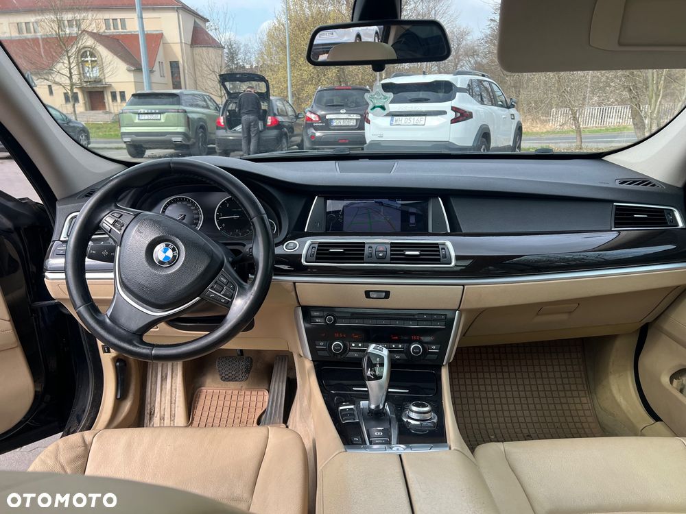 BMW 5GT 530d - 24
