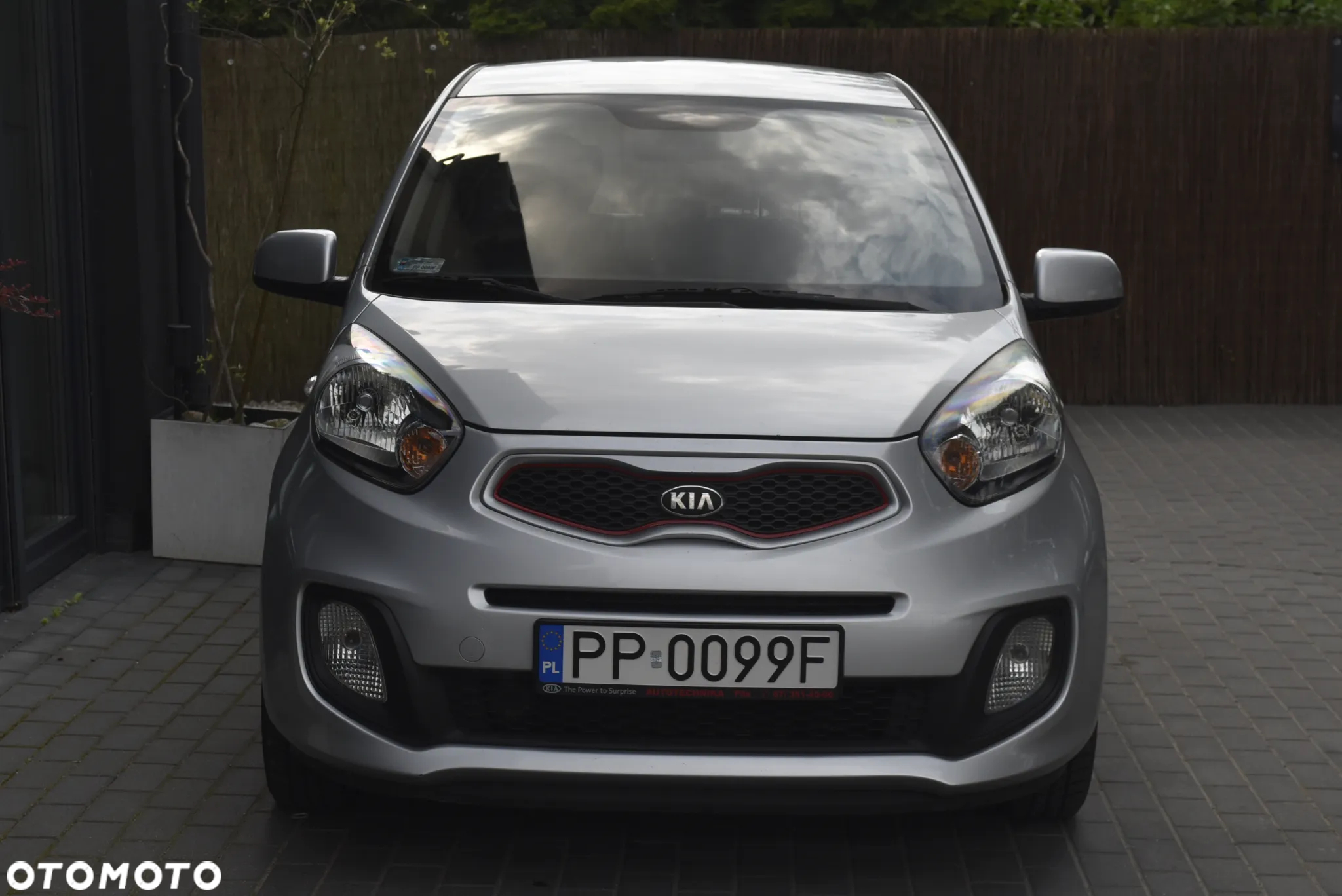 Kia Picanto 1.0 L - 3