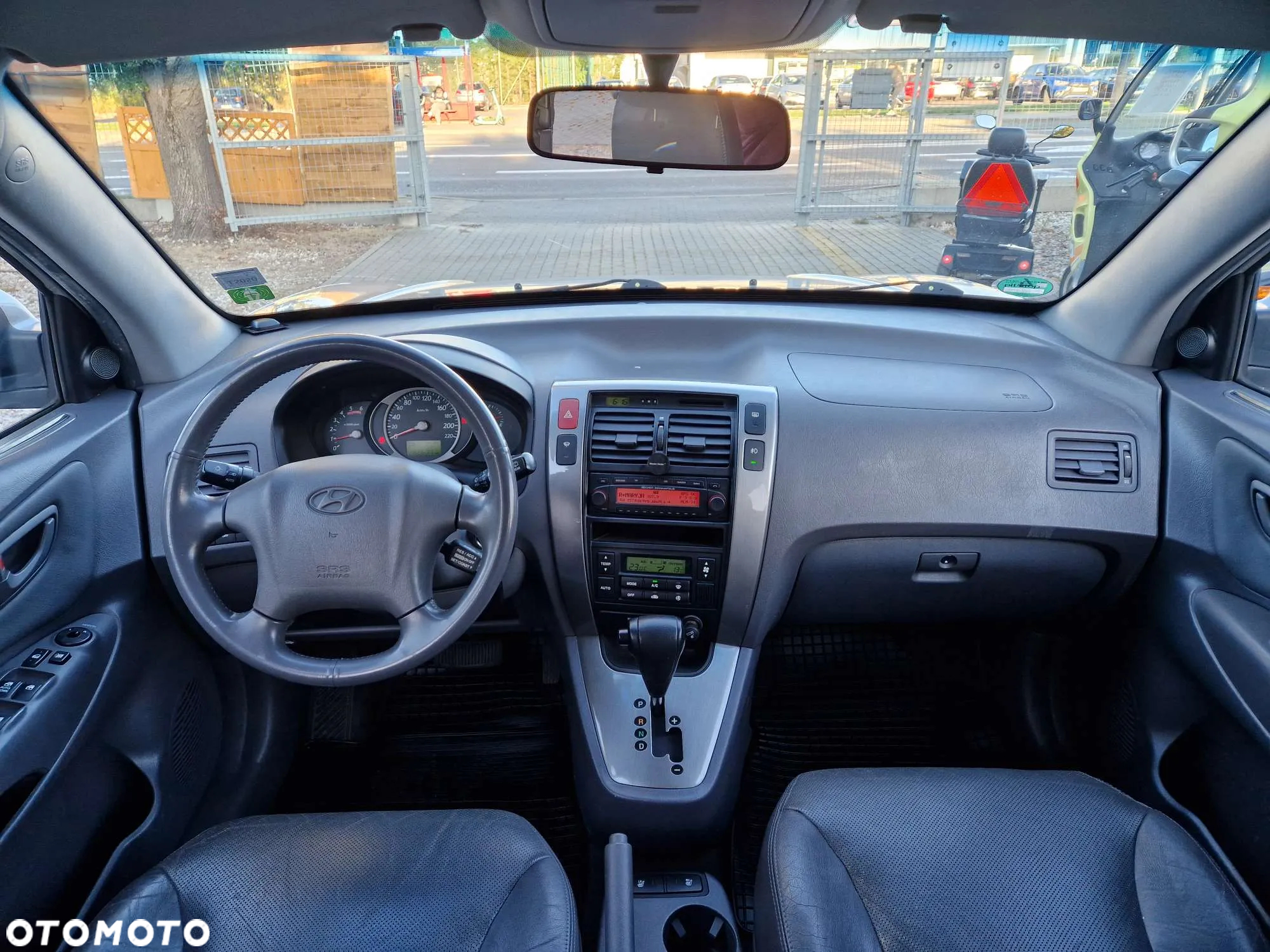 Hyundai Tucson 2.0 CRDi Elegance + - 4